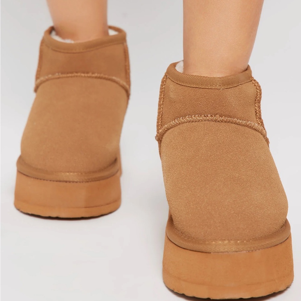 NWOT platform booties - Picture 2 of 8